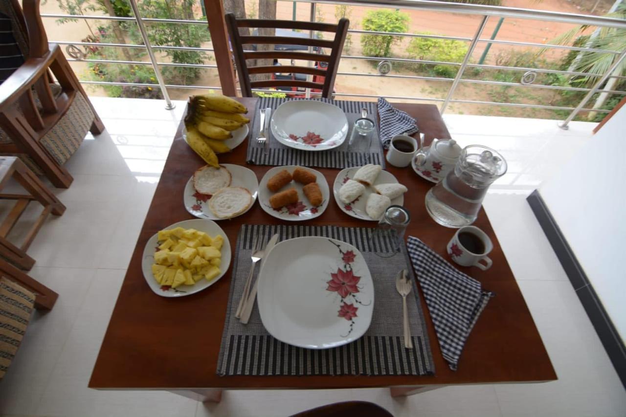Habarana New Star Homestay Exteriör bild