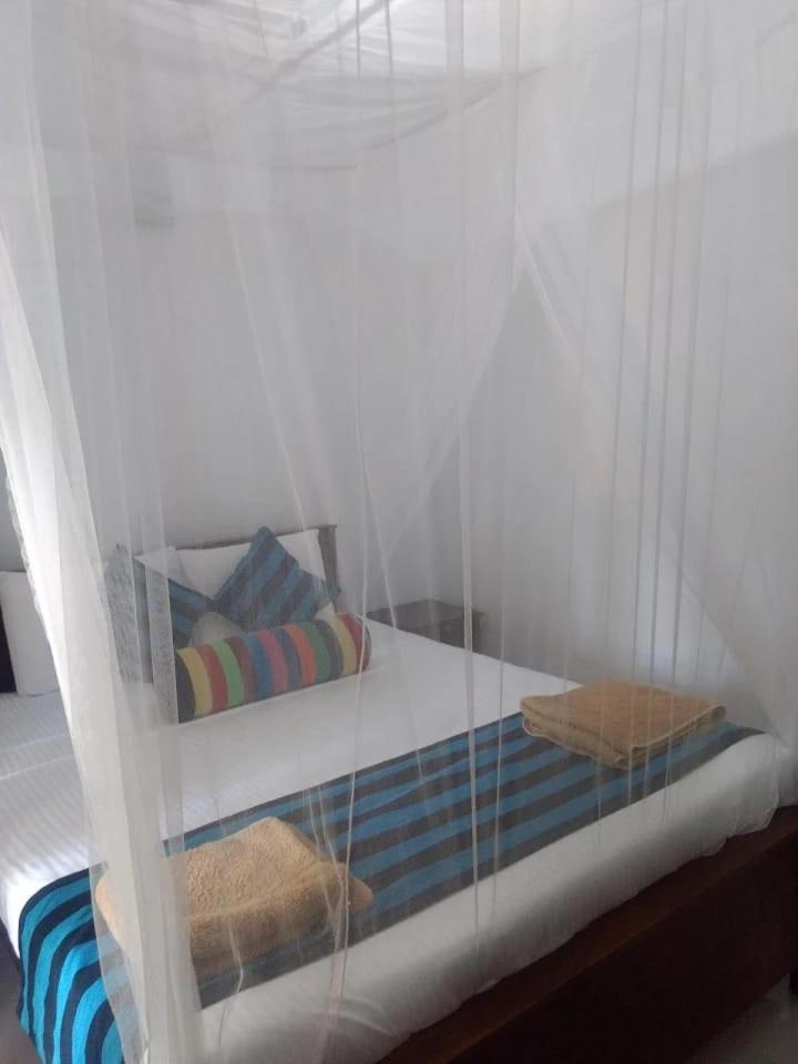 Habarana New Star Homestay Rum bild