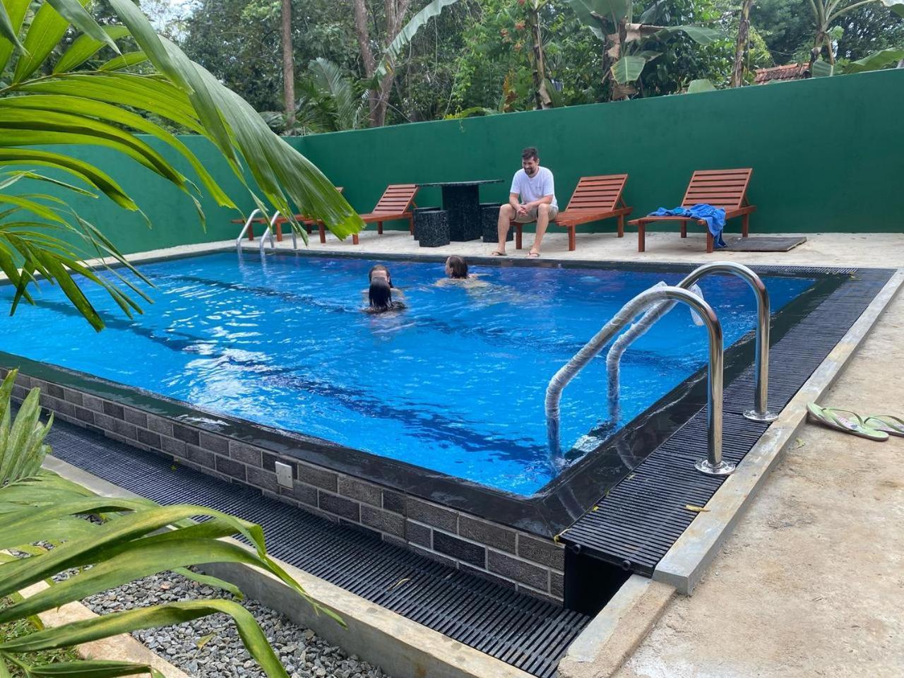 Habarana New Star Homestay Exteriör bild