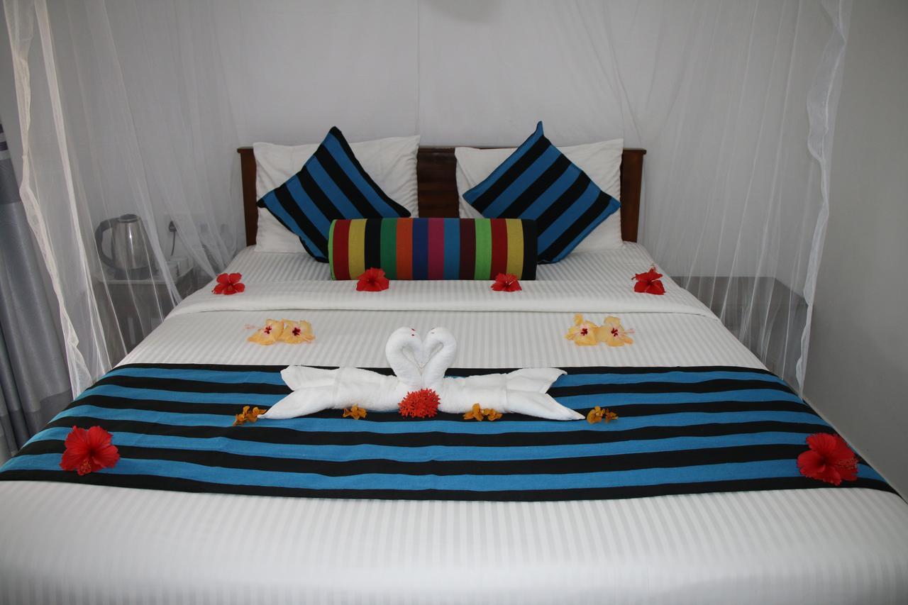 Habarana New Star Homestay Exteriör bild